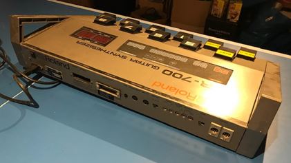 Roland-GR-700 as seen - not tested
